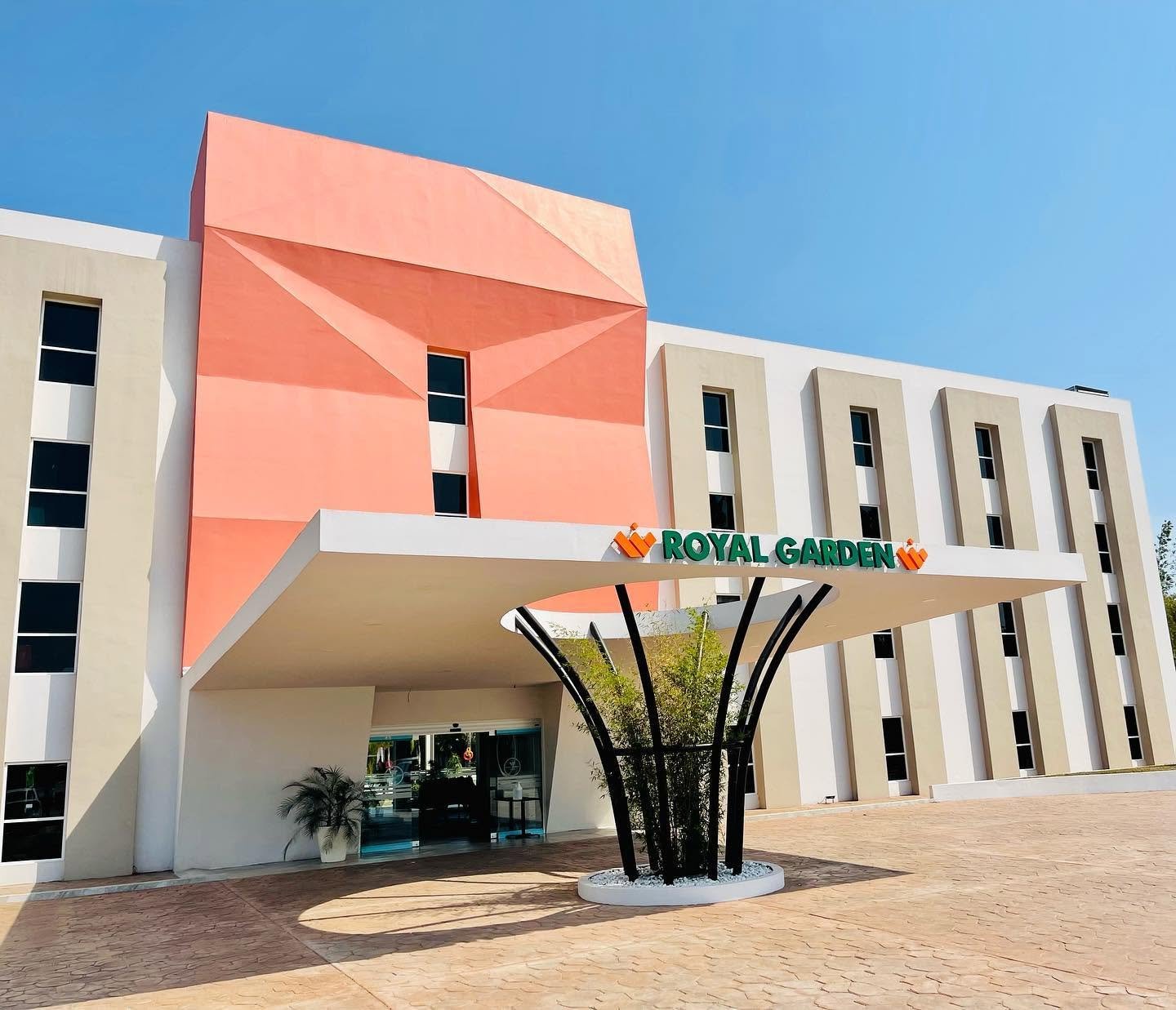 Hotel Royal Garden