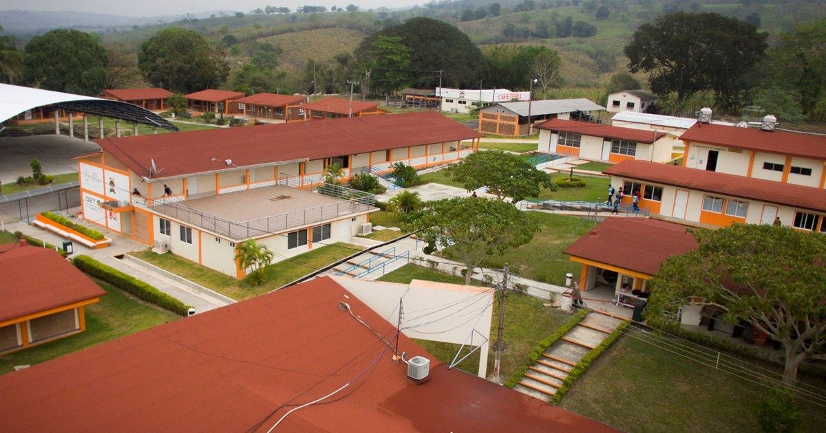 Educación y Comunidad